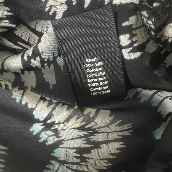 Elizabeth and James Bordered Scarlet Blouse - Picture 6 of 6